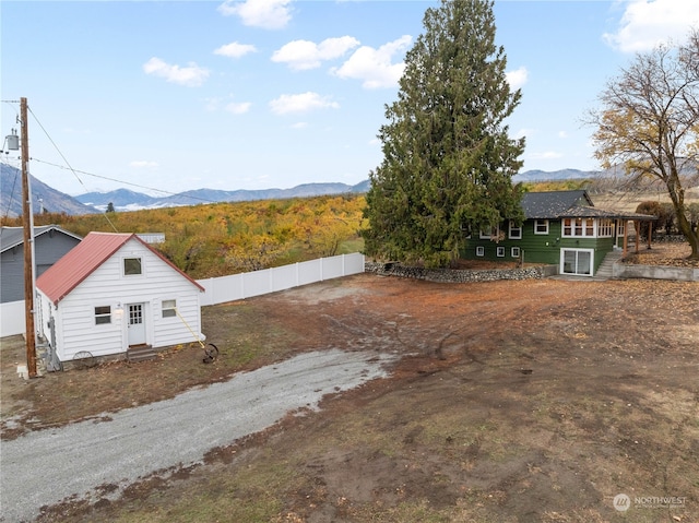 view of front facade with a mountain view