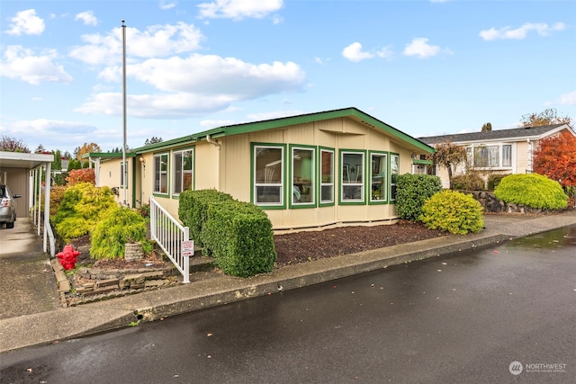 view of manufactured / mobile home