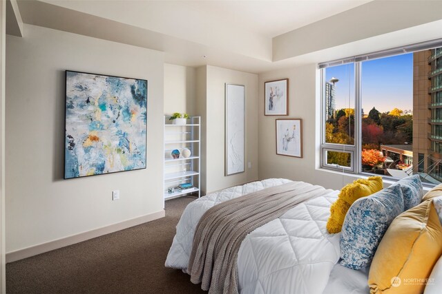 view of carpeted bedroom