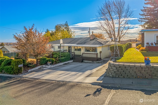 view of front of property