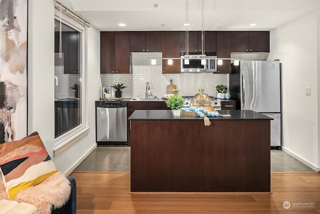 76 Cedar St Unit 405, Seattle, WA 98121 - photo 6