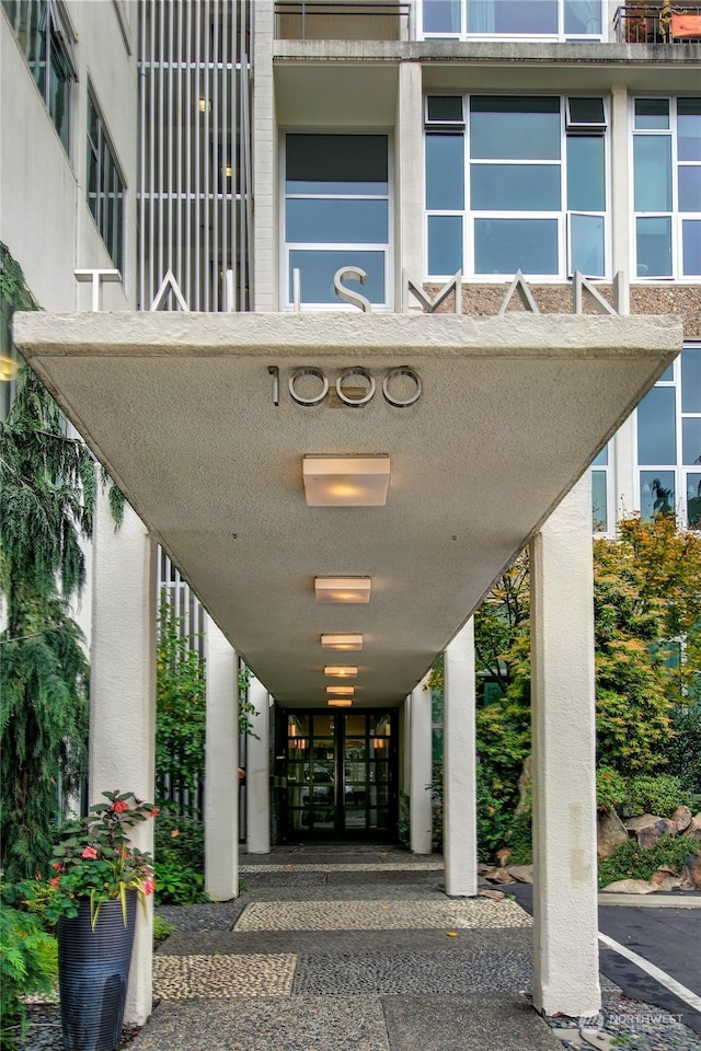 1000 Union St Unit 205, Seattle, WA 98101 - property entrance