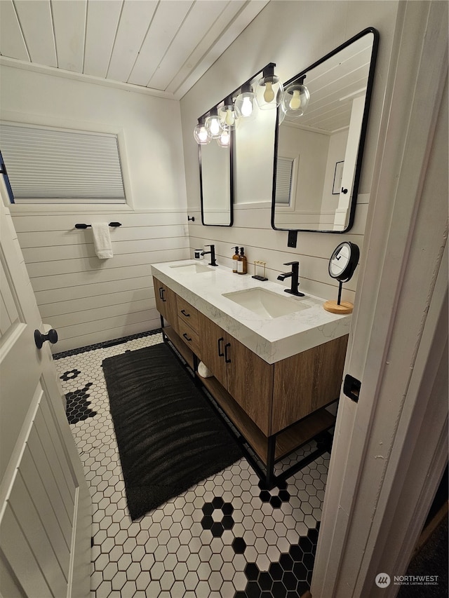 bathroom with vanity