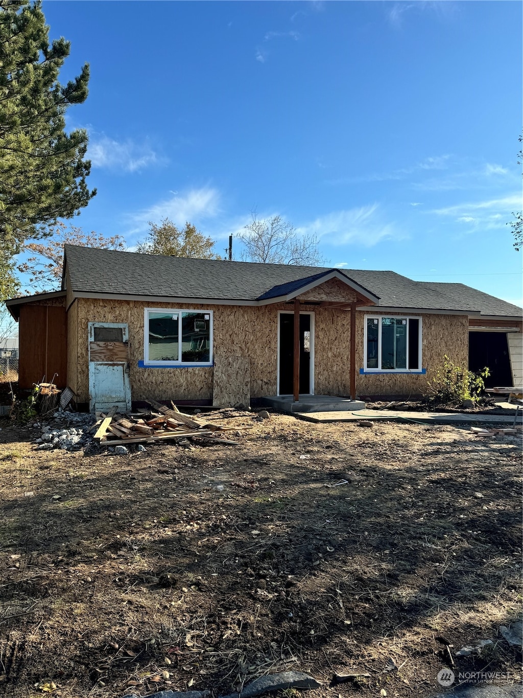 view of front of home