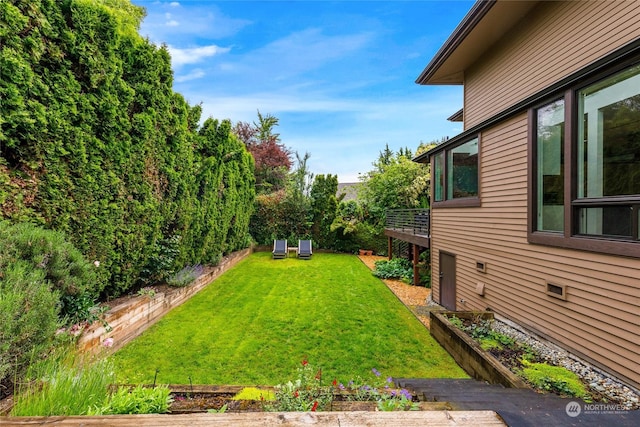 7842 NE 10th St, Medina, WA 98039 - view of green lawn featuring a vegetable garden
