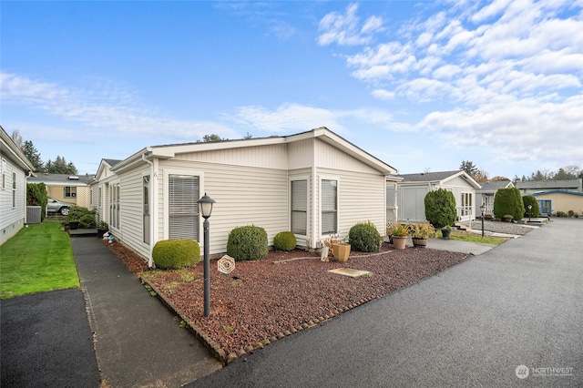 view of manufactured / mobile home