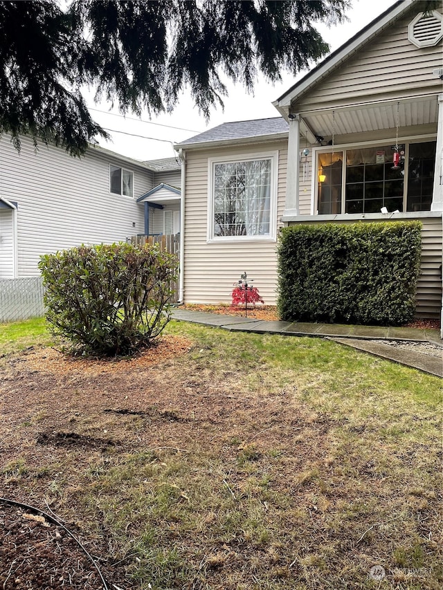 exterior space featuring a yard