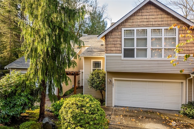 view of front of home featuring a garage