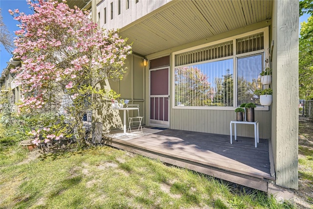 100 Martin Luther King Jr Way Unit 1, Seattle, WA 98122 - view of exterior entry with a deck