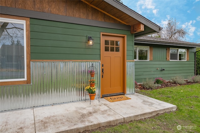 view of property entrance