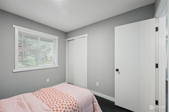 bedroom featuring a closet