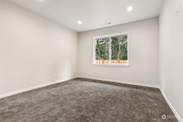 empty room with carpet