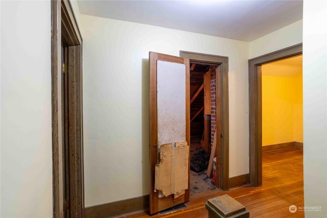 516 SW Riverside Dr, Chehalis, WA 98532 - corridor with wood finished floors and baseboards