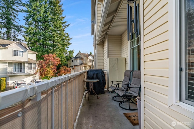 balcony featuring grilling area