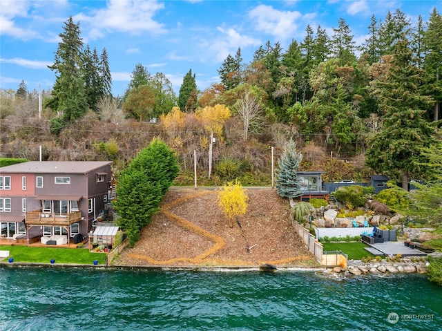 Listing photo 3 for 3356 Point White Dr NE, Bainbridge Island WA 98110