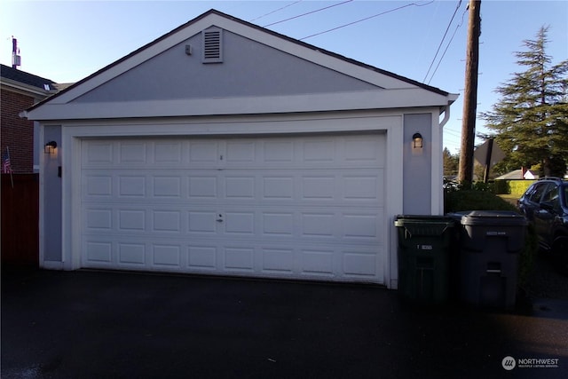 64246 Montclair Ave SW, Lakewood, WA 98499 - view of detached garage