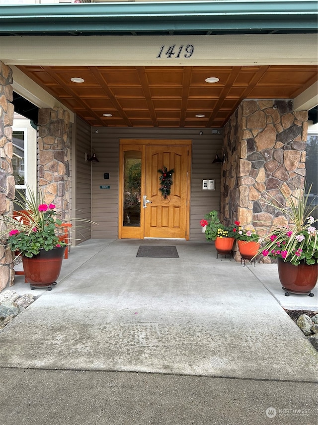 view of property entrance