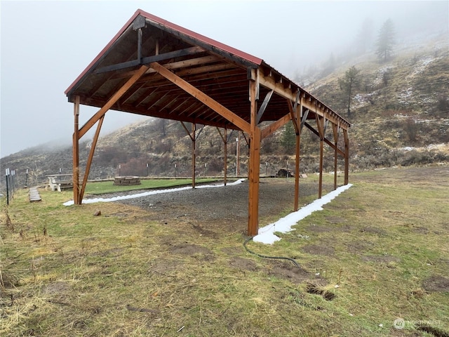 284 Blue Lake Rd, Oroville, WA 98844 - surrounding community with a mountain view and a yard