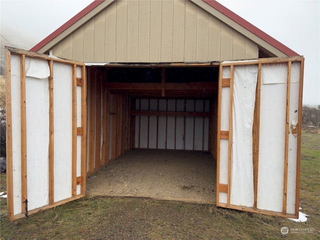 284 Blue Lake Rd, Oroville, WA 98844 - view of garage