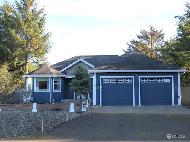 view of front facade featuring a garage