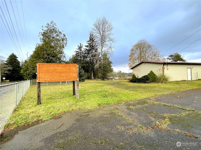 view of yard featuring fence