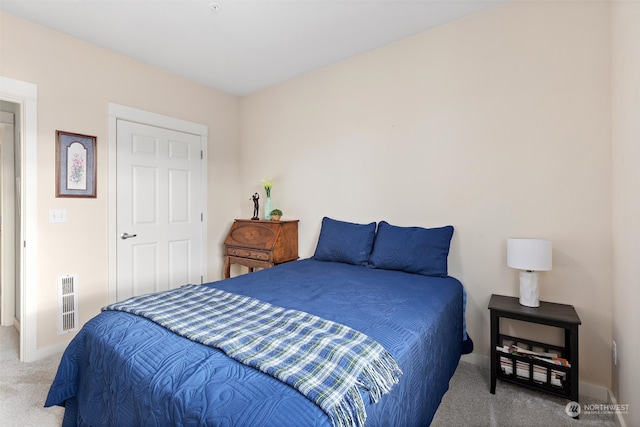 bedroom with carpet