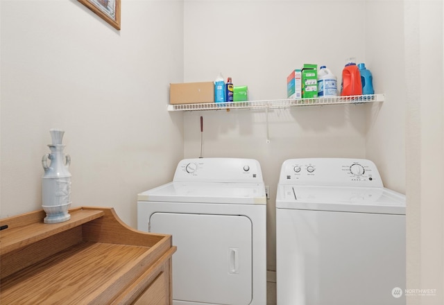 washroom with washer and clothes dryer