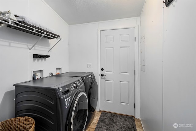 6205 NE Central Valley Rd NE, Bremerton, WA 98311 - laundry room with independent washer and dryer