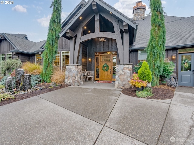 view of entrance to property