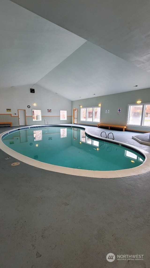 304 14th St NW Unit 209, Long Beach, WA 98631 - view of indoor community pool