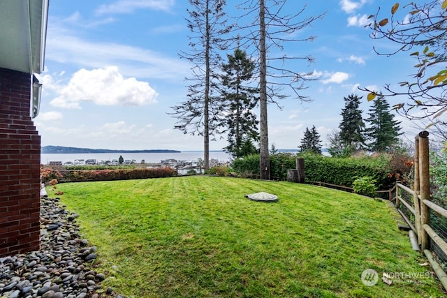 view of yard featuring a water view