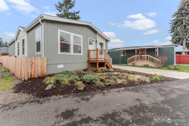 view of manufactured / mobile home