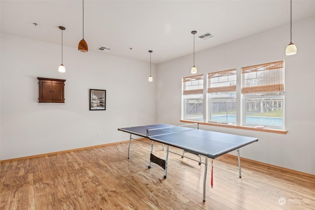 2606 Peach Ct Unit B, Port Angeles, WA 98363 - rec room with light wood-type flooring and baseboards