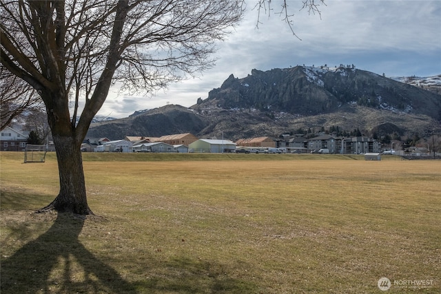 view of mountain feature with a residential view