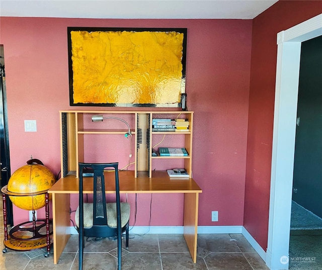 1769 SW Bay St, Port Orchard, WA 98366 - home office with baseboards