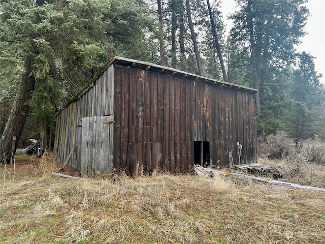 view of outbuilding