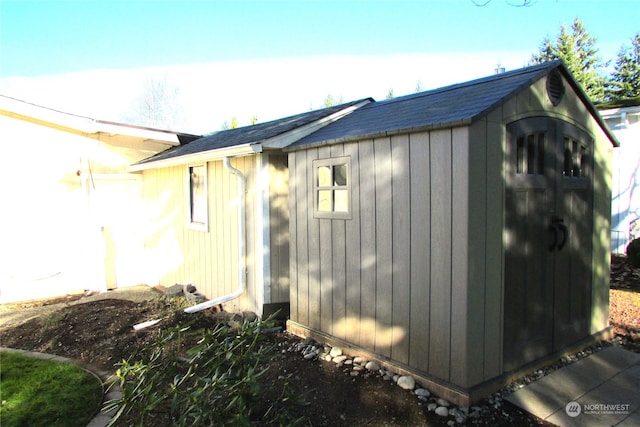 1427 100th St SW Unit 97, Everett, WA 98204 - view of side of home with board and batten siding