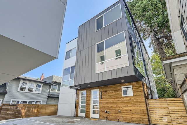 view of rear view of house