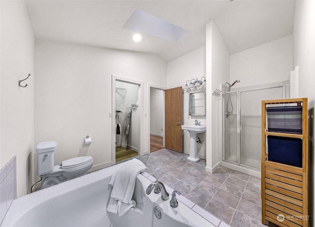 full bathroom with sink, toilet, vaulted ceiling, and shower with separate bathtub