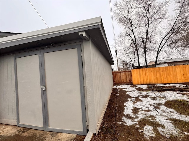 view of outbuilding