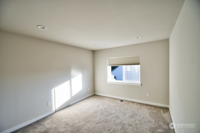 empty room featuring carpet