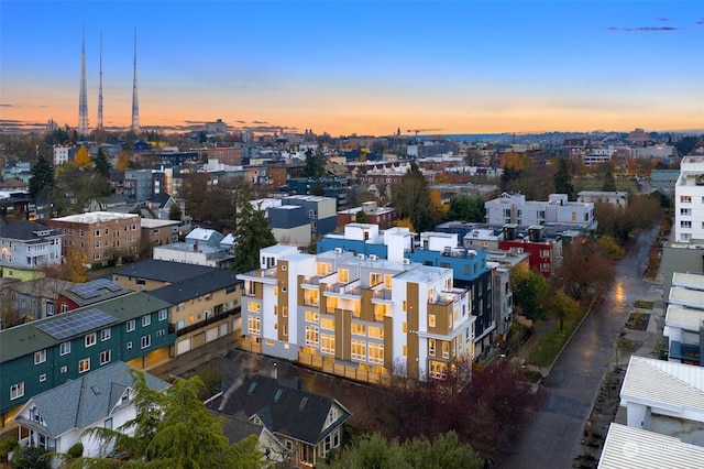 view of aerial view at dusk