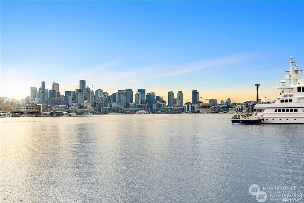 2309 N Northlake Way Unit 3A, Seattle, WA 98103 - photo 2