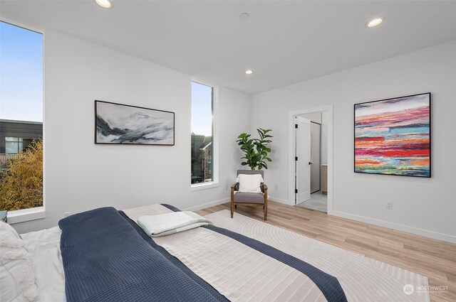 730C Broadway E, Seattle, WA 98102 - bedroom featuring light wood-style flooring and recessed lighting
