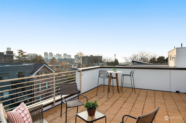 730C Broadway E, Seattle, WA 98102 - view of wooden deck