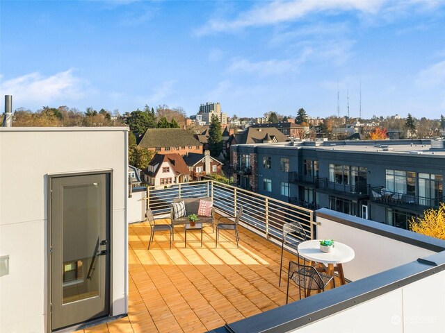 730C Broadway E, Seattle, WA 98102 - view of deck