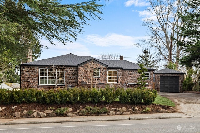 view of front facade with a garage