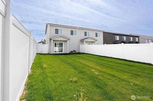 324326 W 6th St, Warden, WA 98857 - view of rear view of house