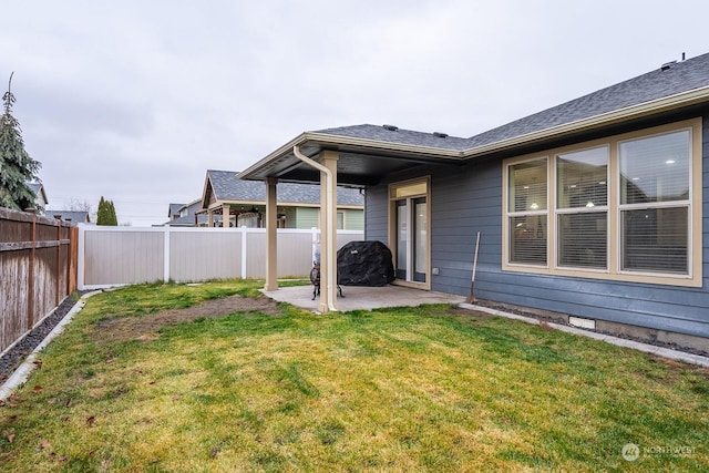 4719 Badger St, Moses Lake, WA 98837 - fenced backyard featuring a patio area