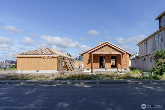 117 7th St SW, Long Beach, WA 98631 - view of front of property with crawl space
